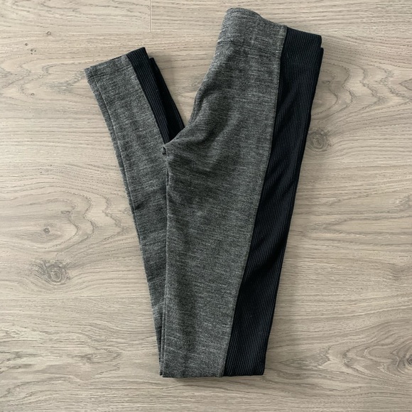 Maggie Ward Navy and Heather Grey Leggings - Picture 2 of 8